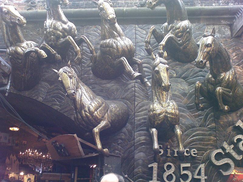 DSC00518 Camden Market.jpg